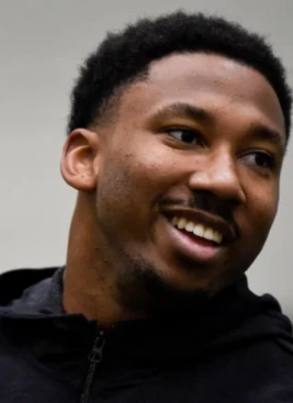 Myles Garrett - athletespeakers