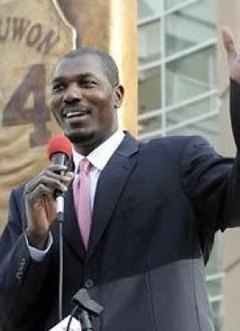 Hakeem Olajuwon - athletespeakers