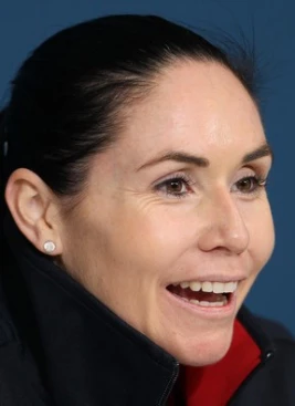 Lindsey Berg - athletespeakers