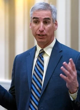 Oliver Luck - athletespeakers