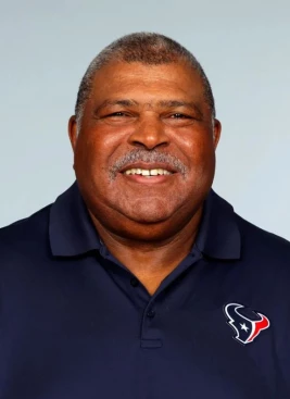 Romeo Crennel - athletespeakers