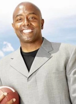 Akili Smith - athletespeakers